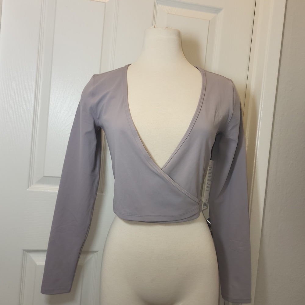 Lululemon Nulu Long-Sleeve Cropped Wrap Top Light Gray MSRP $78 Women's Medium